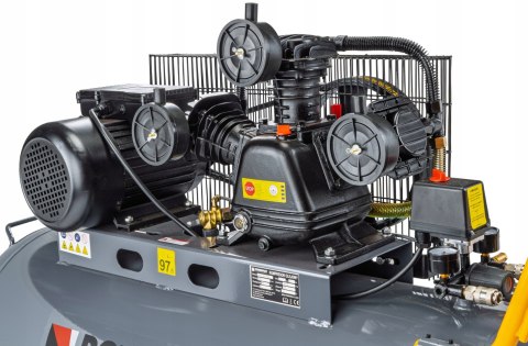 Kompresor olejowy Powermat PM-KO-200T-230V 200 l 8 bar