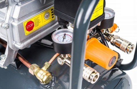 Kompresor olejowy Powermat PM-KO-24T 24 l 8 bar