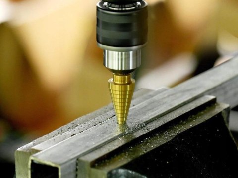 Wiertło stopniowe stożkowe choinka HSS 4-12 mm